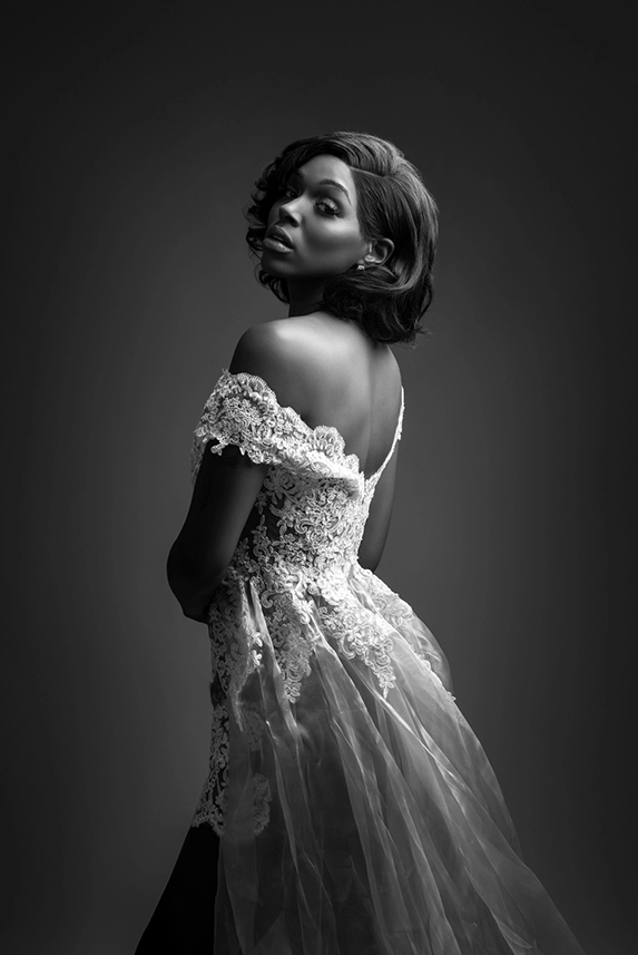 Photoshop Basic Advanced Filter Black & White High Contrast After 02