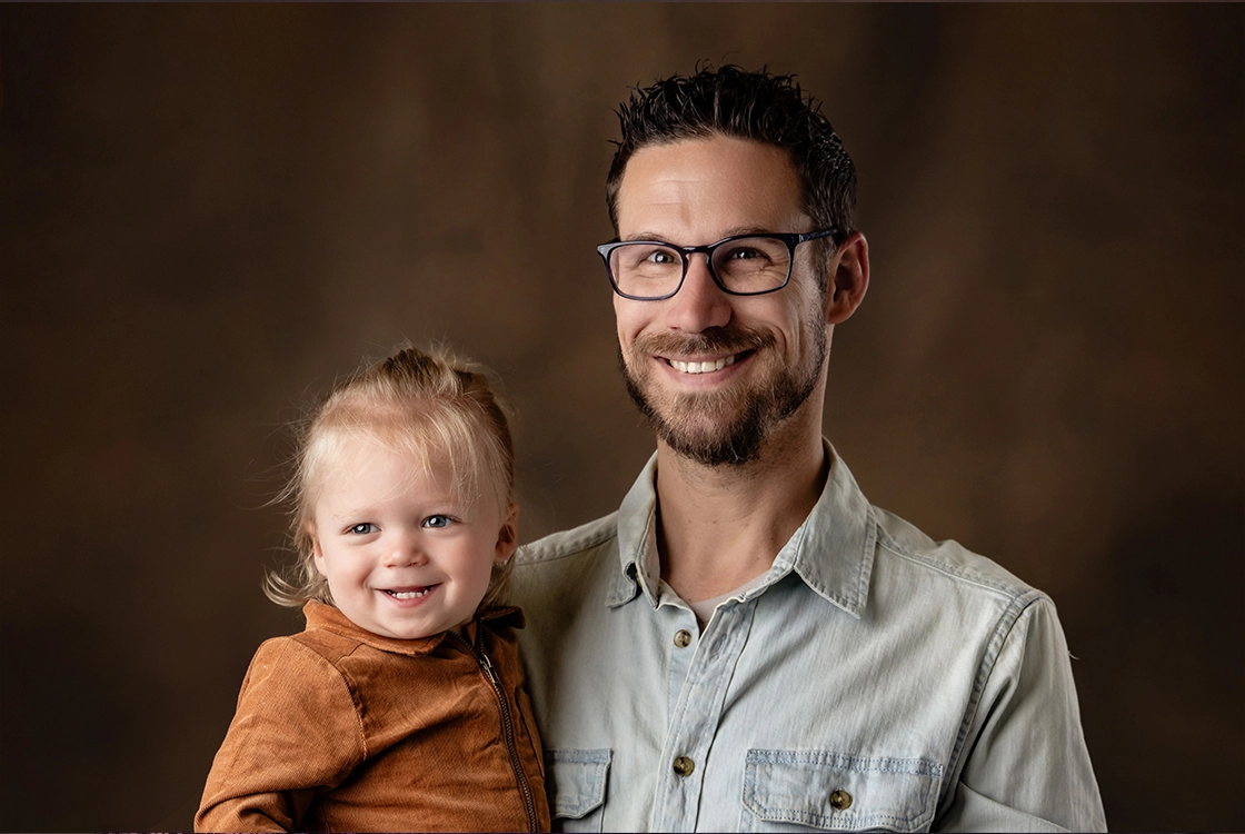 Photoshop photographer equipment assistant removal 18