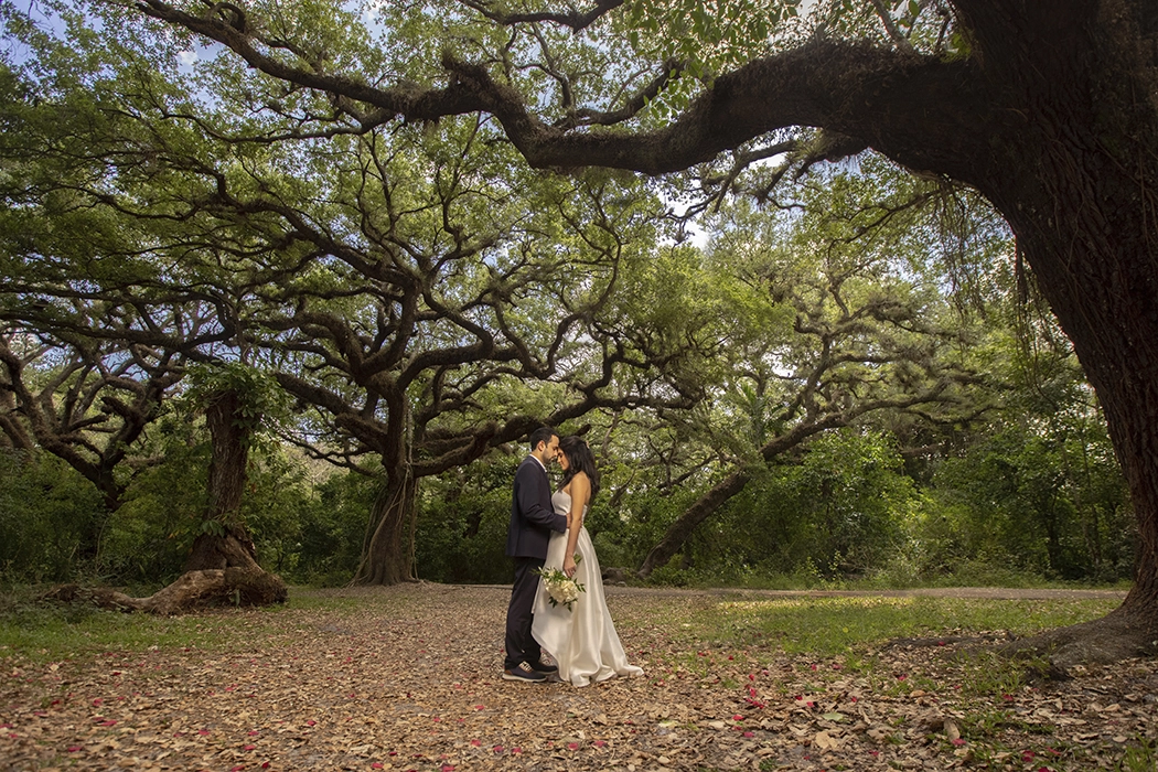 Photoshop photographer equipment assistant removal 34