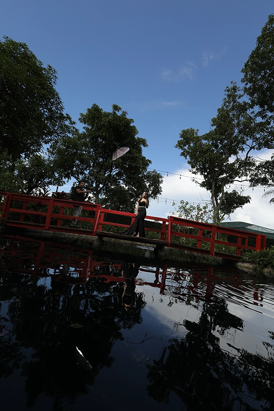 Creative Edit Sky Replacement Different Sky in same Picture 01