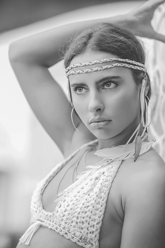 Photoshop Basic Advanced Filter Black & White Low Contrast After 01